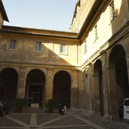 Art Nouveau Colosseo Bed and Breakfast 3*